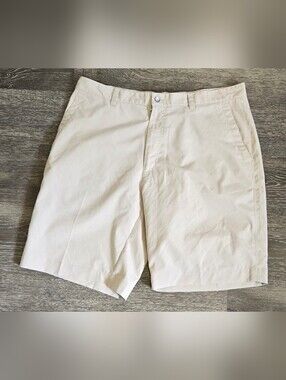 Callaway Men's Light Cream Flat-Front Golf Shorts